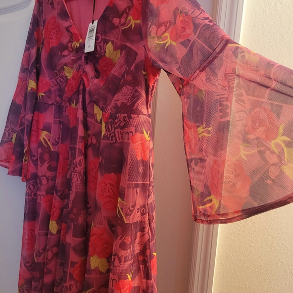 💮 Betsey Johnson Pink Fit and Flare Dress - Picture 5 of 14